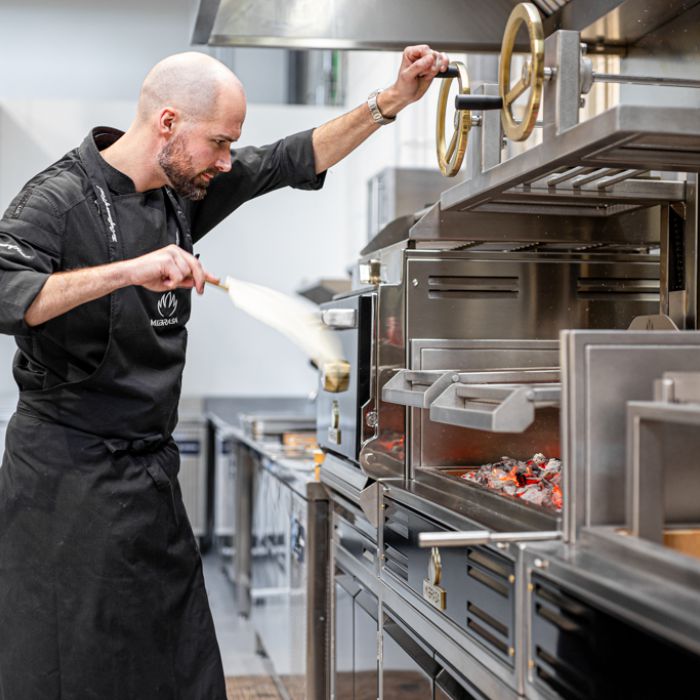 Mibrasa en Qurtuba Academy by Paco Morales, Córdoba