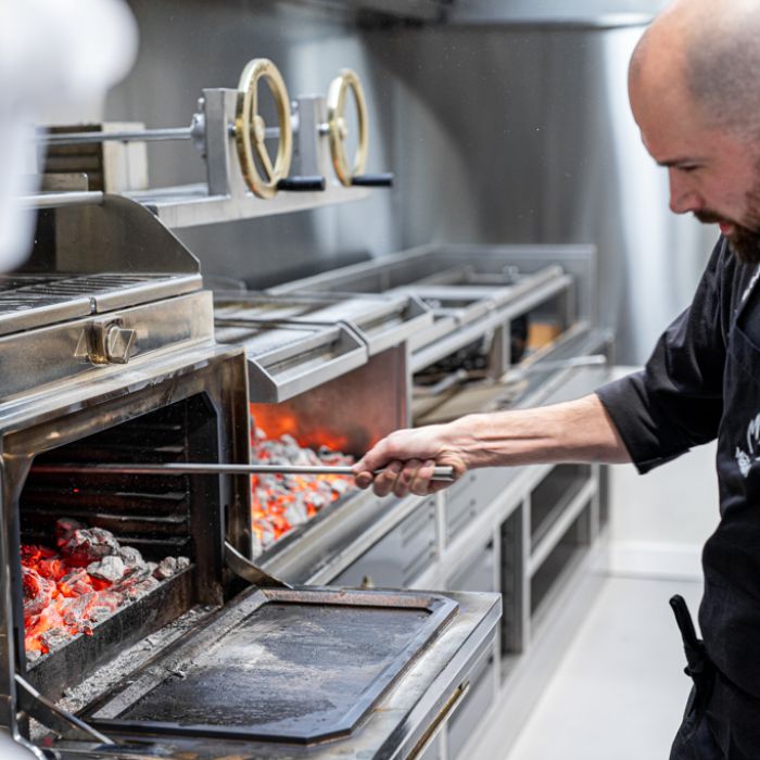 Mibrasa en Qurtuba Academy by Paco Morales, Córdoba