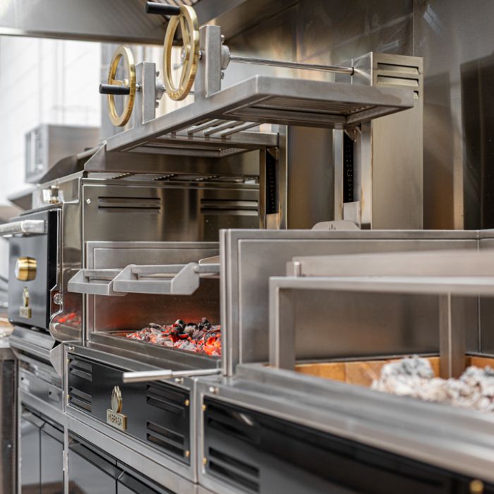 Mibrasa en Qurtuba Academy by Paco Morales, Córdoba