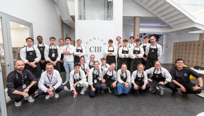 Más allá de las aulas: El desafío del fuego con Ter Groene Poorte y el CIB